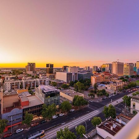 Toms Court Hotel Adelaide Buitenkant foto