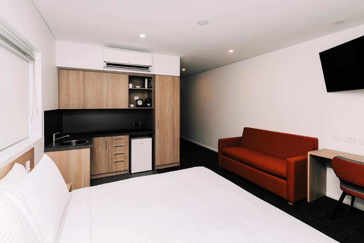 Toms Court Hotel Adelaide Buitenkant foto